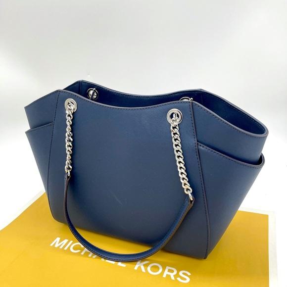 Michael Kors Large Chain Shoulder Tote Bag Navy - Picture 3 of 9